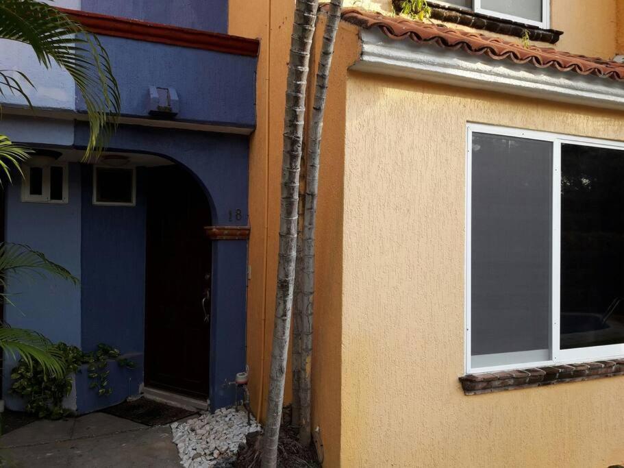 Cozy Townhouse In Great Location Apartment Cancún Exterior foto