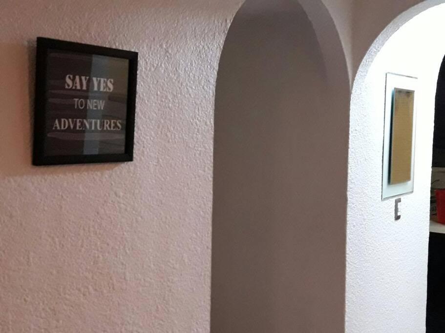 Cozy Townhouse In Great Location Apartment Cancún Exterior foto